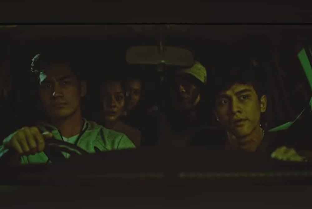 Walaupun rata-rata masih baru ketika membintangi filem ini, tetapi mereka berjaya memberikan lakonan yang cukup baik.