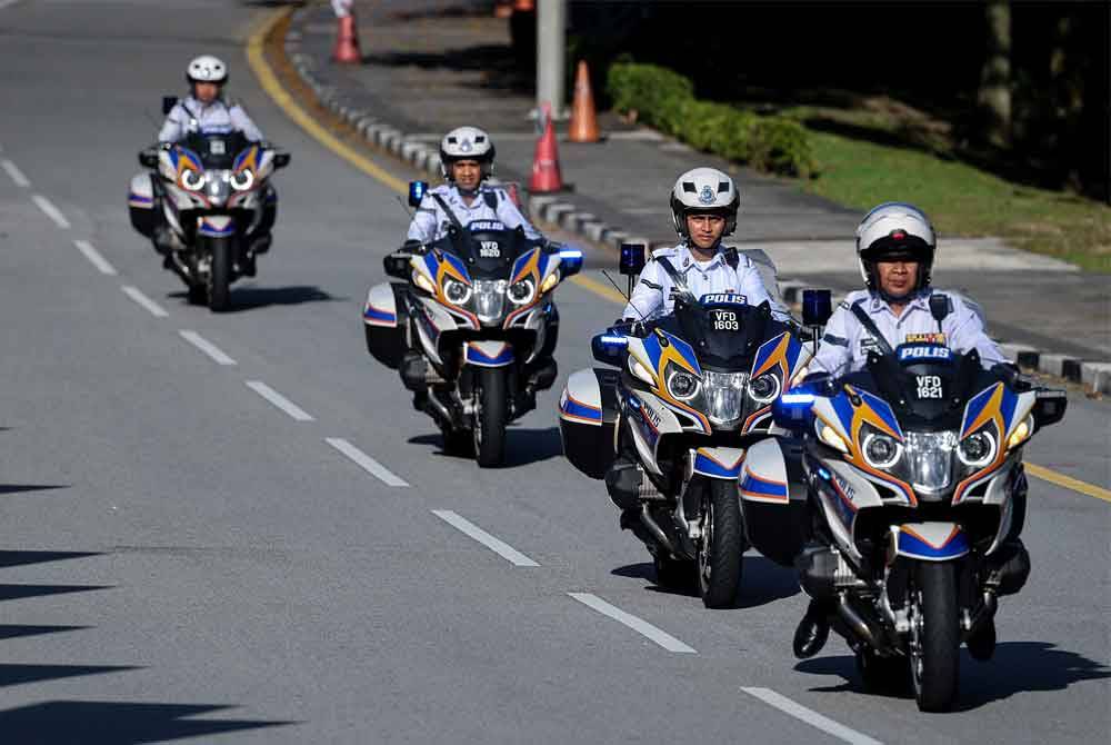 Tujuh laluan di sekitar ibu negara akan terlibat dengan penutupan penuh manakala 13 laluan akan ditutup secara berperingkat pada Selasa ini sempena Istiadat Keberangkatan Balik Yang di-Pertuan Agong ke-16, Al-Sultan Abdullah Ri’ayatuddin Al-Mustafa Billah Shah.Gambar hiasan