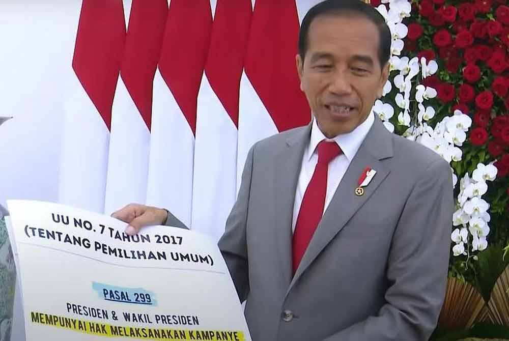 Jokowi cuba memberi penjelasan tentang hak beliau berdasarkan undang-undang negara.