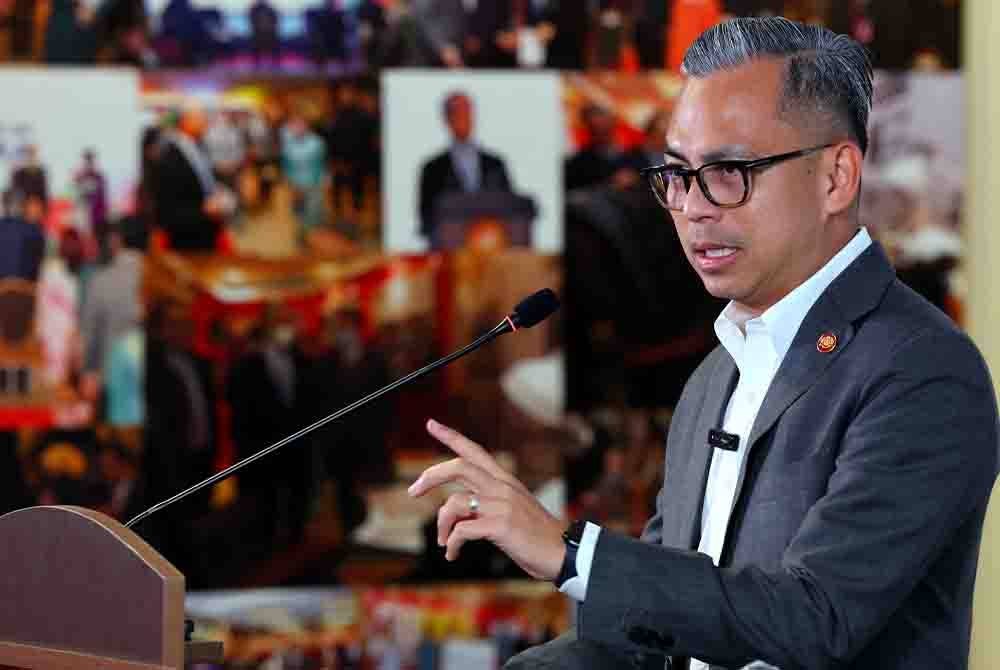 Fahmi bercakap pada sidang media Mesyuarat Pasca Kabinet di Kementerian Komunikasi hari ini. Foto Bernama