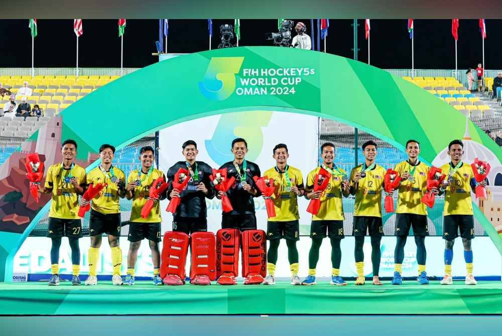Malaysia muncul naib juara Piala Dunia Hoki 5s di Oman pada Khamis. Foto FB MHC