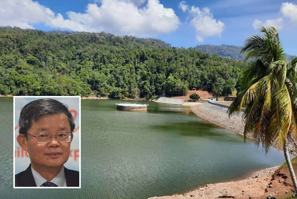 Empangan Air Itam merekodkan penyusutan sehingga paras 37.7 peratus disebabkan musim panas dan kering ketika ini. (Gambar kecil: Chow Kon Yeow)