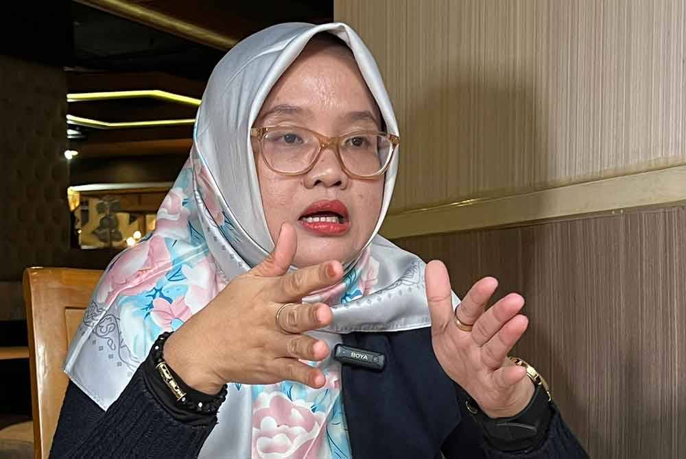 Dr Apriani Kurnia Suci