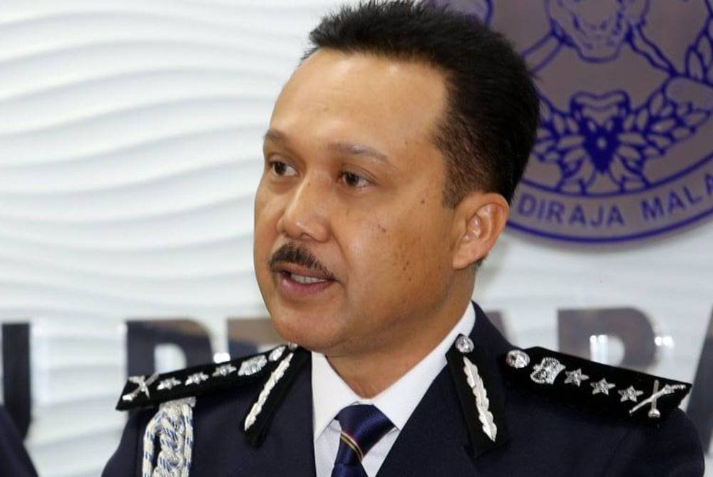 Datuk Seri Mohd Yusri Hassan Basri