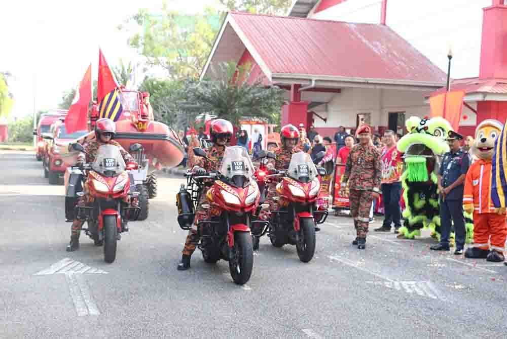 Bomba bermotosikal digunakan semasa Op Perayaan Tahun Baharu Cina 2024.