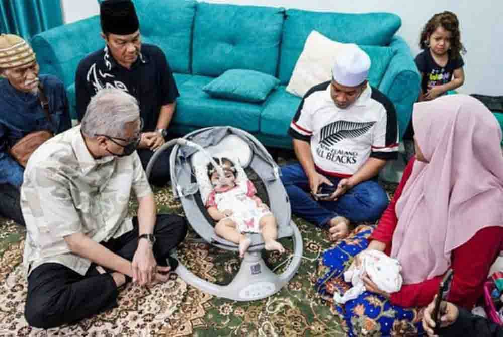 Gambar yang dimuat naik Ismail Sabri di Instagram ketika melawat Sufi Syafrina.