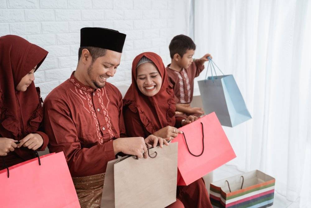 SETELAH banyak berpuasa sunat atau ganti pada bulan Rejab, ramai orang akan mulai sibuk membuat persiapan material menyambut ketibaan Ramadan dan Syawal. -Gambar hiasan/ Foto: 123rf