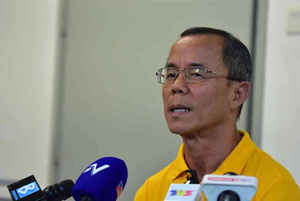 Andy bercakap pada sidang media Pertemuan Persekutuan Renang Malaysia bersama Majlis Sukan Negara dan Institut Sukan Negara di Pusat Akuatik Nasional Bukit Jalil hari ini. Foto Bernama