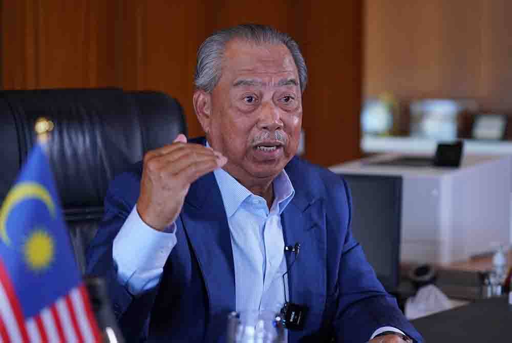 Muhyiddin ketika wawancara eksklusif bersama Sinar Harian di pejabatnya baru-baru ini.