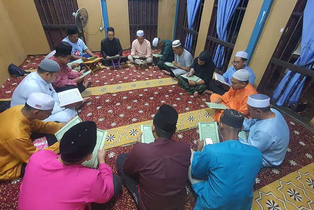 Rumah Ngaji Pemuda di Pongsu Seribu berjaya menarik golongan muda untuk kembali mendalami al-Quran.