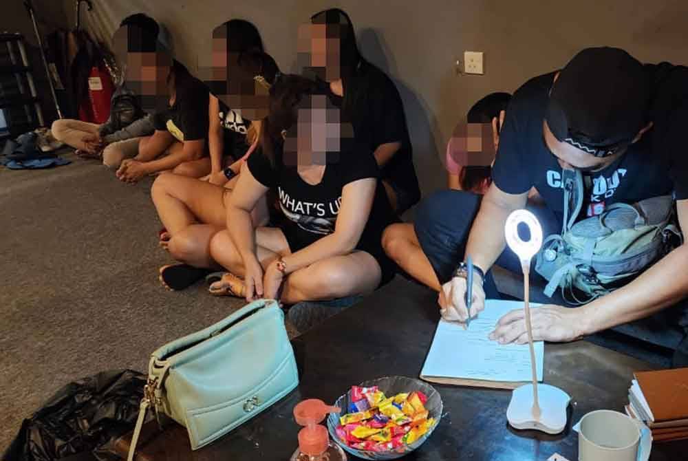 Antara wanita warga asing yang ditahan polis dalam serbuan Op Noda Mega di sekitar Lembah Klang pada Jumaat.