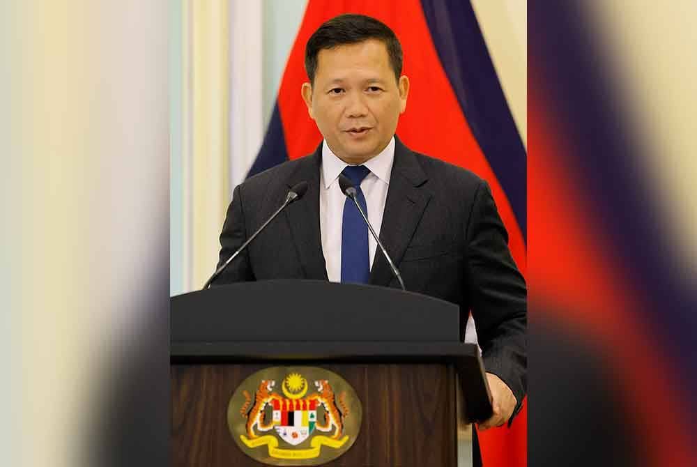 Hun Manet bercakap pada sidang media selepas mengadakan pertemuan bersama Perdana Menteri Datuk Seri Anwar Ibrahim di Bangunan Perdana Putra hari ini. - Bernama