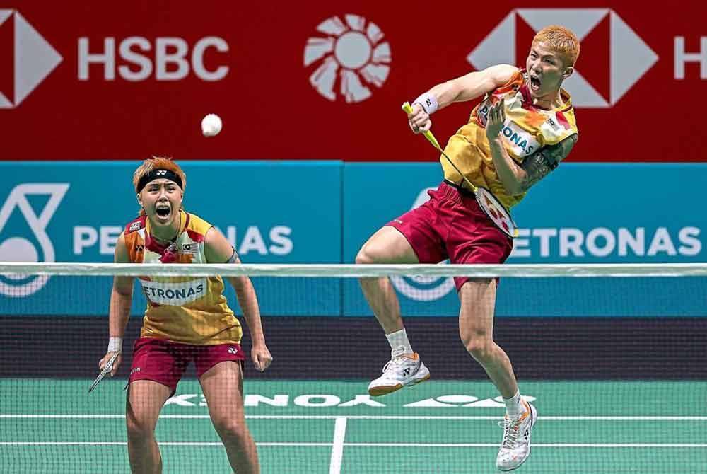 Tang Jie-Ee Wei akan berdepan Dechapol Puavaranukroh-Sapsiree Taerattanachai pada aksi pembukaan Seluruh England 2024 di Birmingham, bulan depan.