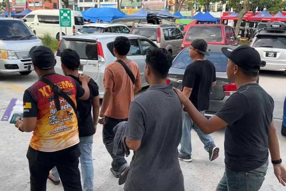 13 warga asing yang ditahan selepas didapati melanggar syarat pas ditetapkan ketika pemeriksaan.