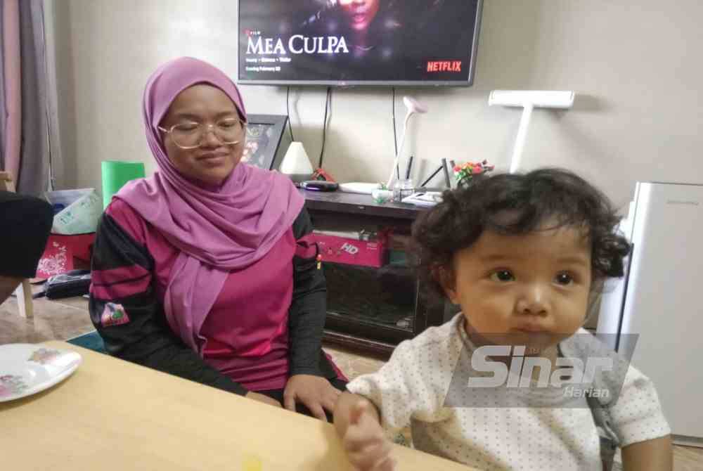 Khayla perlu melakukan pembedahan segera di China.