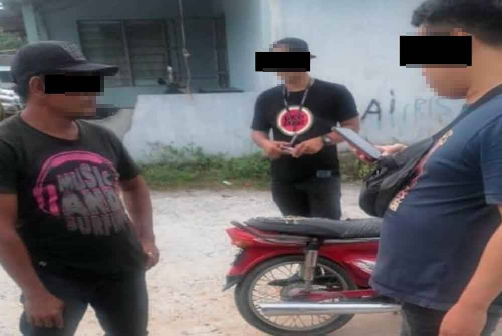 Antara suspek yang diperiksa dalam operasi berkenaan.