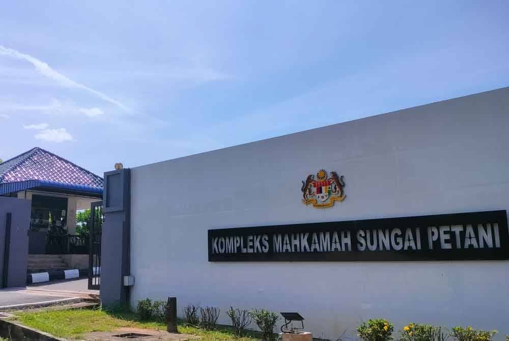 Permohonan reman terhadap seorang warga emas dibuat di Mahkamah Sungai Petani bagi membantu siasatan kes seorang anggota polis maut terkena tembakan.