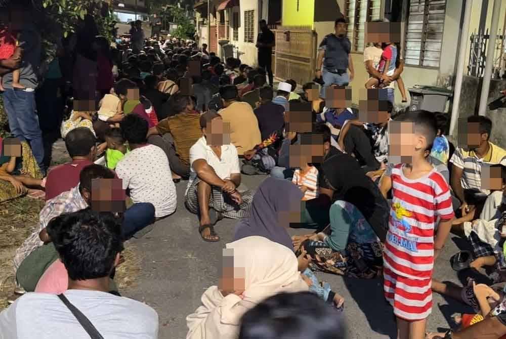 Antara Rohingya yang ditahan semasa operasi dijalankan.