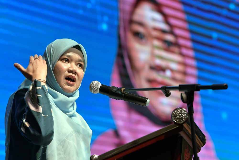 Fadhlina. Foto Bernama
