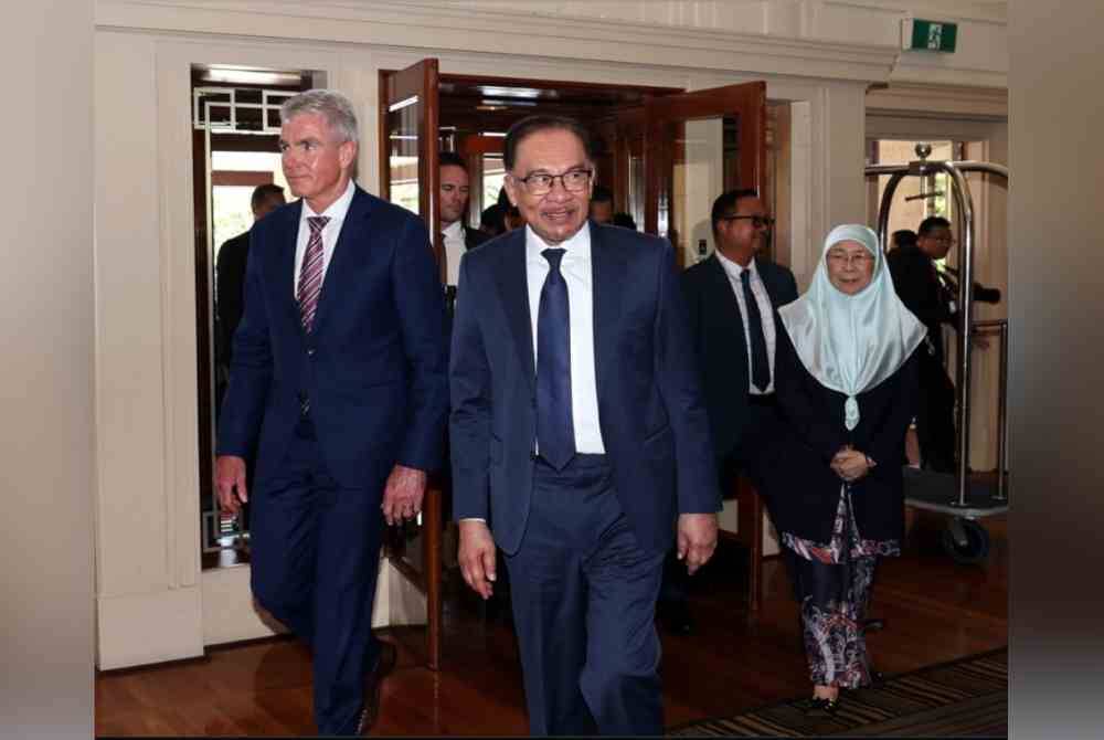 Anwar tiba di Canberra pada Khamis sebagai sebahagian daripada lawatan rasmi berturut-turut beliau ke Australia atas jemputan Perdana Menteri Anthony Albanese. - Foto Bernama