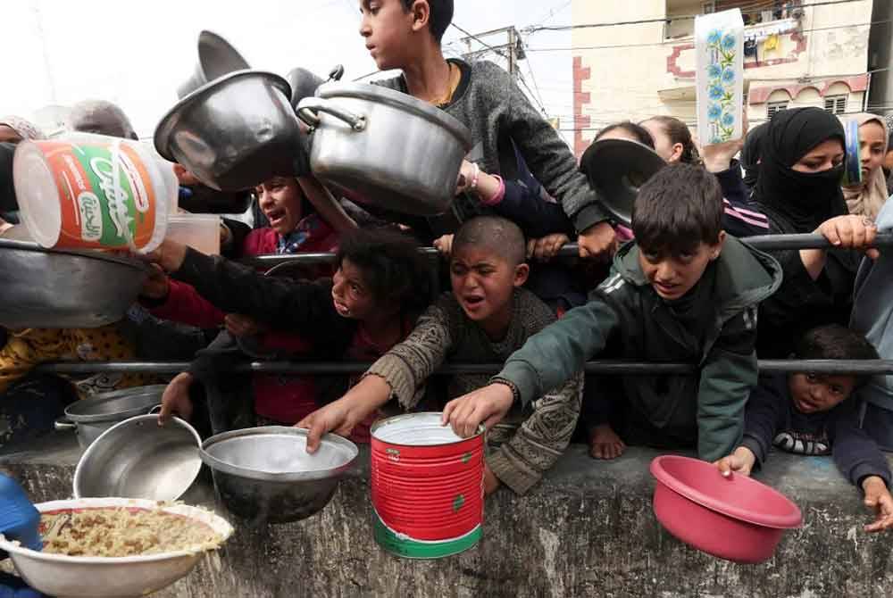 UNICEF memberi amaran bahawa peningkatan mendadak dalam kekurangan zat makanan dalam kalangan kanak-kanak, wanita hamil dan ibu yang menyusukan anak di Gaza menimbulkan 'ancaman serius' kepada kesihatan mereka. - Foto: Reuters