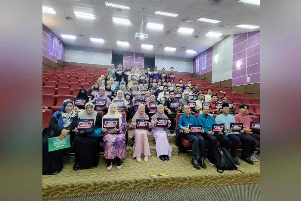 Tetamu, penganjur dan peserta terdiri daripada pensyarah, majlis perwakilan pelajar dan wakil hal ehwal pelajar dan akademik dari Universiti Antarabangsa Madinah (MEDIU), USIM, Universiti Sains Malaysia (USM) dan UIAM.