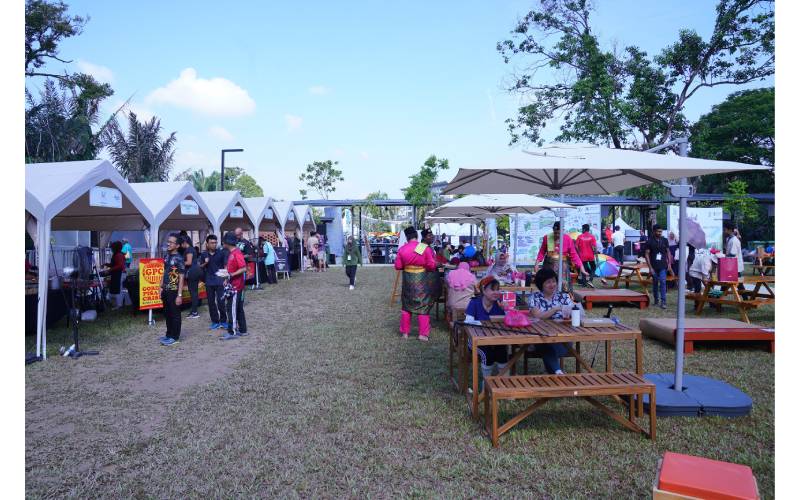 Antara aneka gerai yang disediakan untuk para pengunjung program #BerbudiBersama. 
