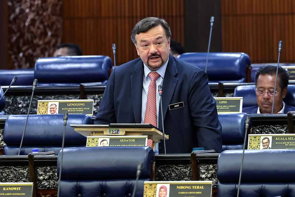 Menteri Kewangan II, Datuk Seri Amir Hamzah Azizan ketika sesi penggulungan Titah Diraja pada Persidangan Dewan Rakyat di Bangunan Parlimen pada Isnin.Foto Bernama