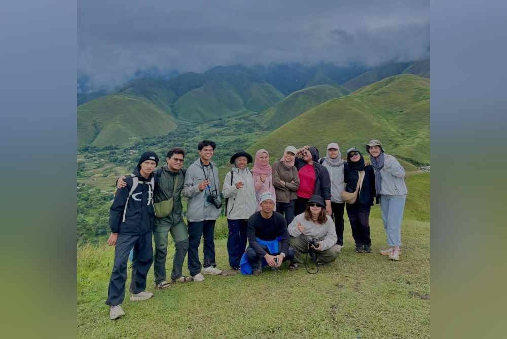 Nurulain Najihah bersama rakan-rakannya gemar meneroka alam semula jadi ketika waktu lapang.