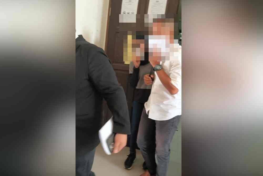 Ibu bapa yang menganiaya anak lelaki mereka berusia setahun empat bulan, dengan memberi susu bercampur air mengandungi dadah berbahaya jenis 'methamphetamine', hadir di Mahkamah Sesyen Petaling Jaya, pada Rabu.