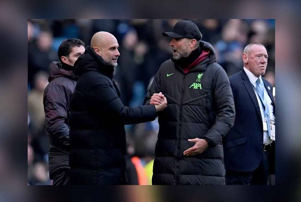 Guardiola (kiri) dan Klopp antara dua tokoh bola sepak berpengaruh.
