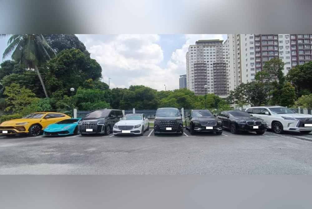 Antara kenderaan yang disita Suruhanjaya Pencegahan Rasuah Malaysia (SPRM) menerusi operasi sekitar Lembah Klang sejak Isnin lalu.