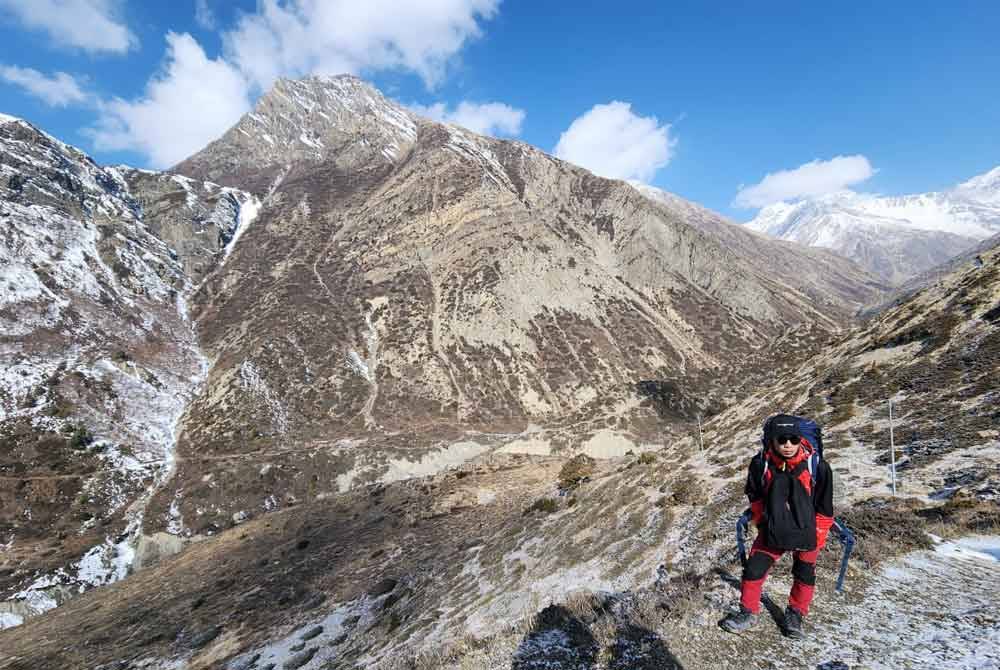 Pelajar Diploma Pengurusan Sukan Dan Rekreasi, FSR,UiTM Shah Alam itu kini sedang membuat latihan mendaki sebagai persediaan Misi Everest 2025.