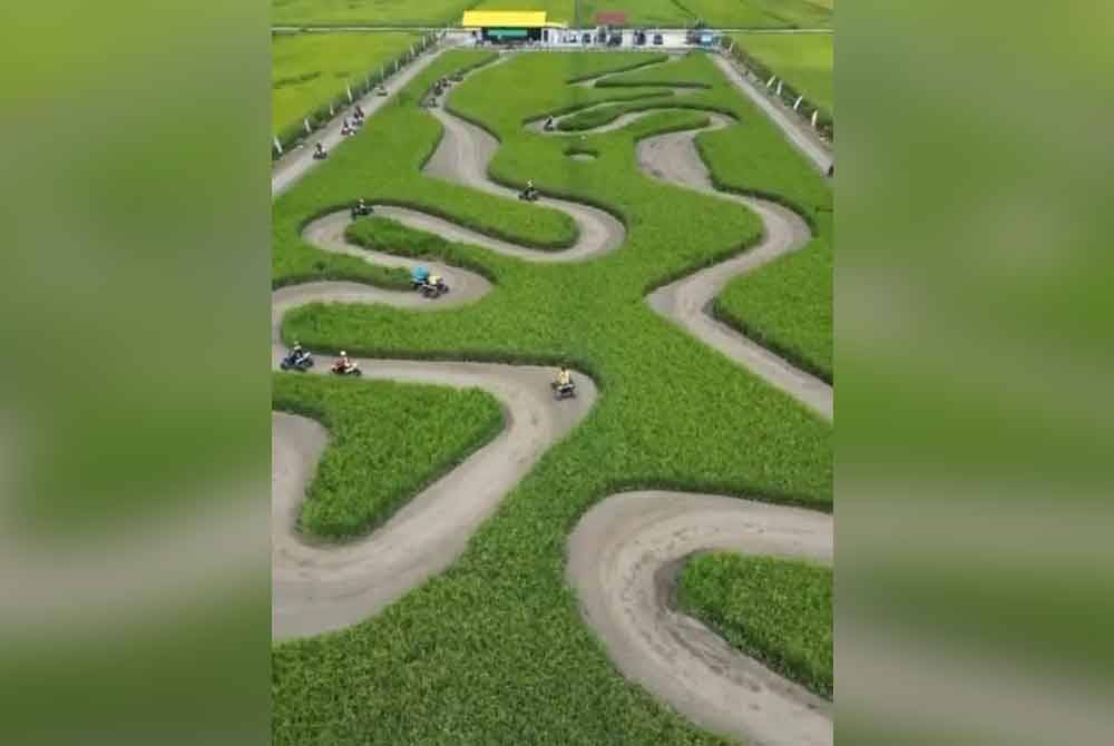 Pemandangan dari atas ATV KAB yang mempunyai 20 lencongan untuk dilalui penunggang.