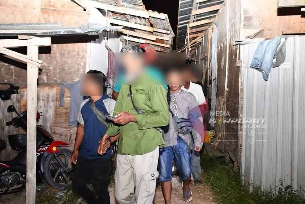 Sebahagian warga asing yang ditahan. Foto JIM Negeri Johor