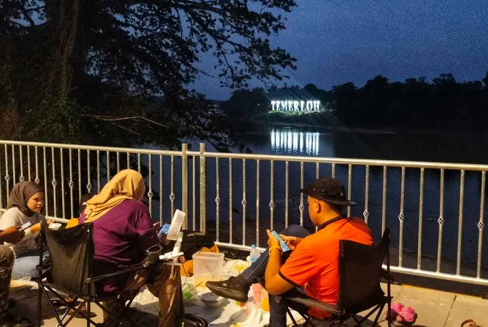 Panorama Sungai Pahang menjadi tarikan di Esplanade Temerloh 2.