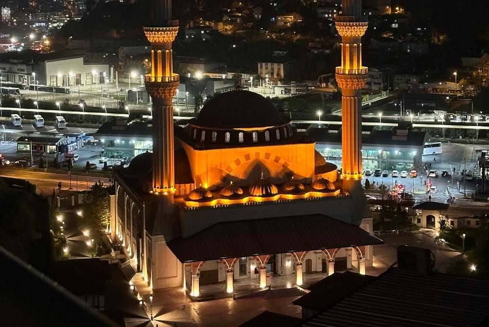 USAHAKAN untuk hadir ke masjid terutamanya pada 10 akhir Ramadan untuk melaksanakan ibadah iktikaf. Gambar Pexels.com