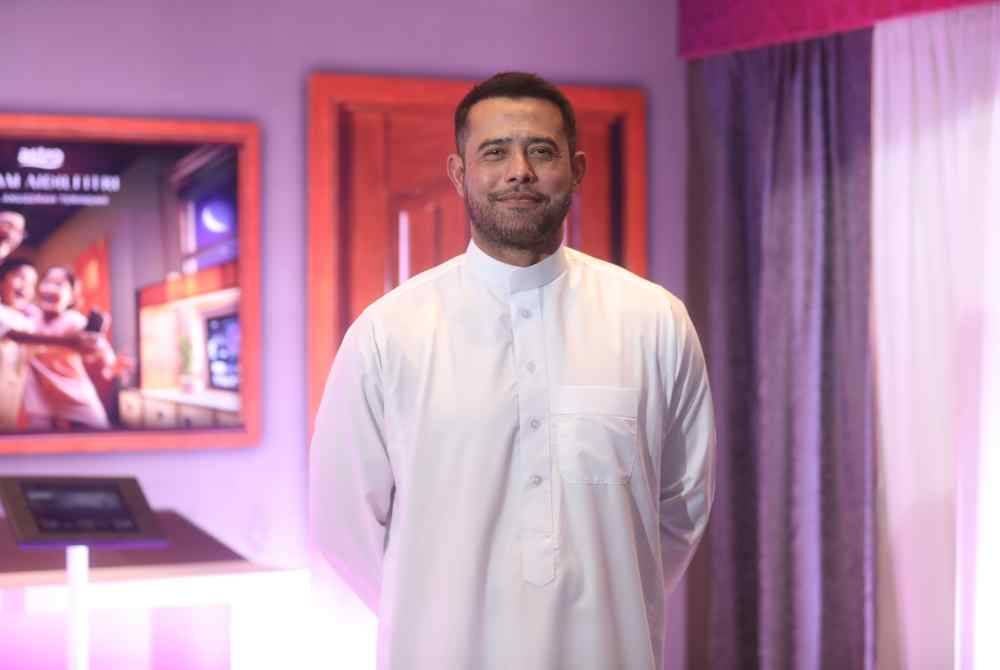 Zul Ariffin tidak menolak dakwaan bakal mengakhiri zaman bujangnya pada penghujung tahun ini. Foto Azrul Rafie (Astro)