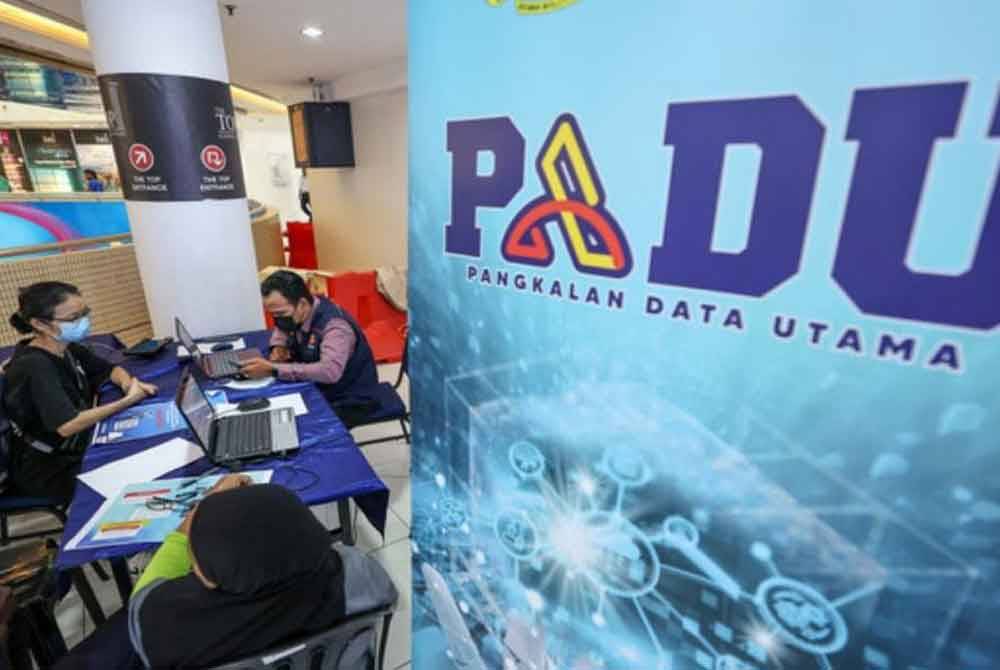 Pendaftar PADU masih boleh menghantar maklumat yang belum dilengkapkan walaupun selepas tarikh tutup pendaftaran sistem tersebut semalam. Foto Bernama
