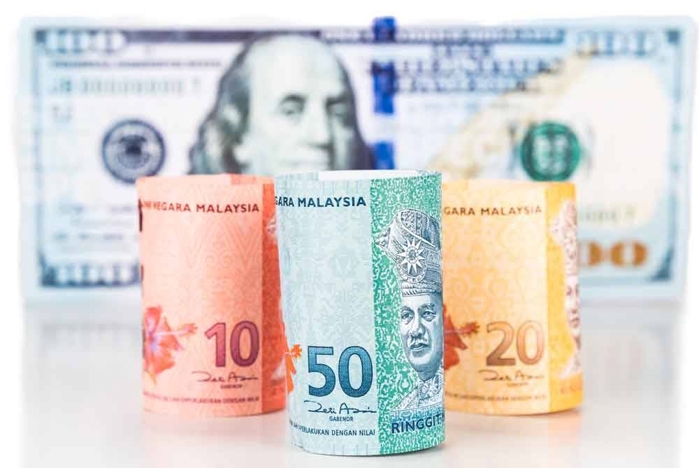 Pada 6 petang, ringgit meningkat kepada 4.7380/7425 berbanding dolar AS daripada 4.7545/7575 semasa ditutup pada Rabu. Foto 123RF