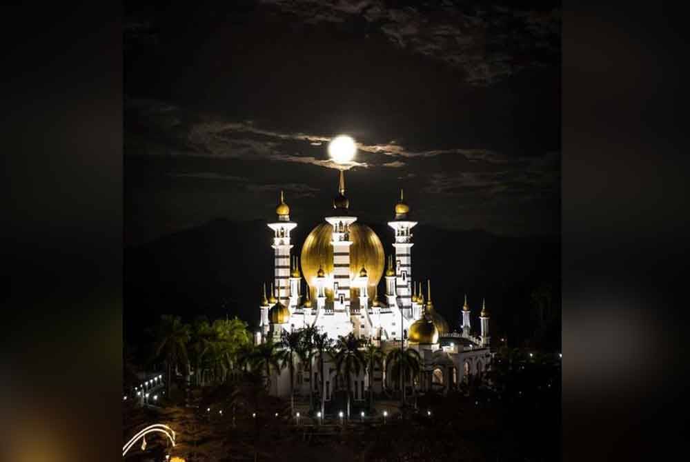 Foto Facebook Sultan Ibrahim Sultan Iskandar