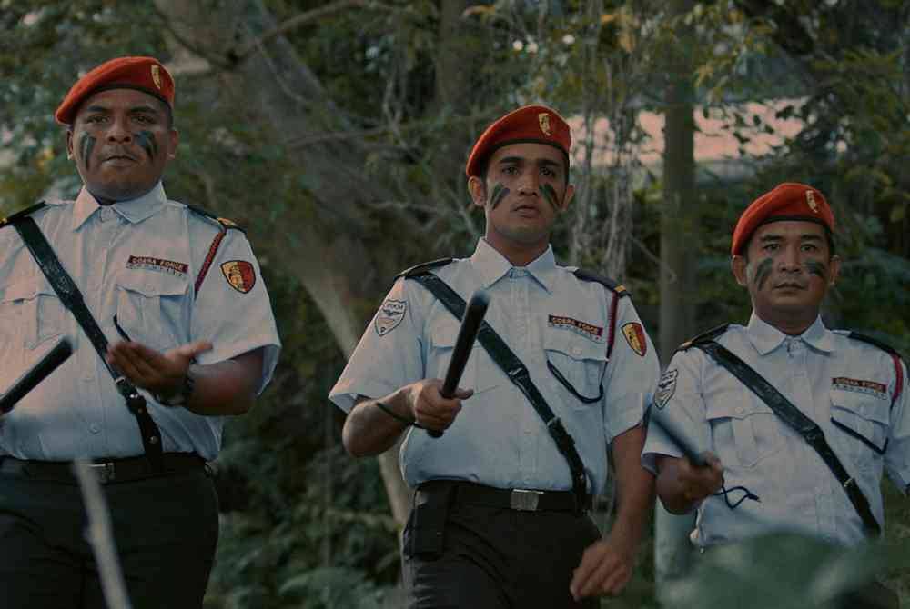 Ali Puteh, Kodi Rasheed dan Dboy Hamdan menjadi teraju utama Leha.