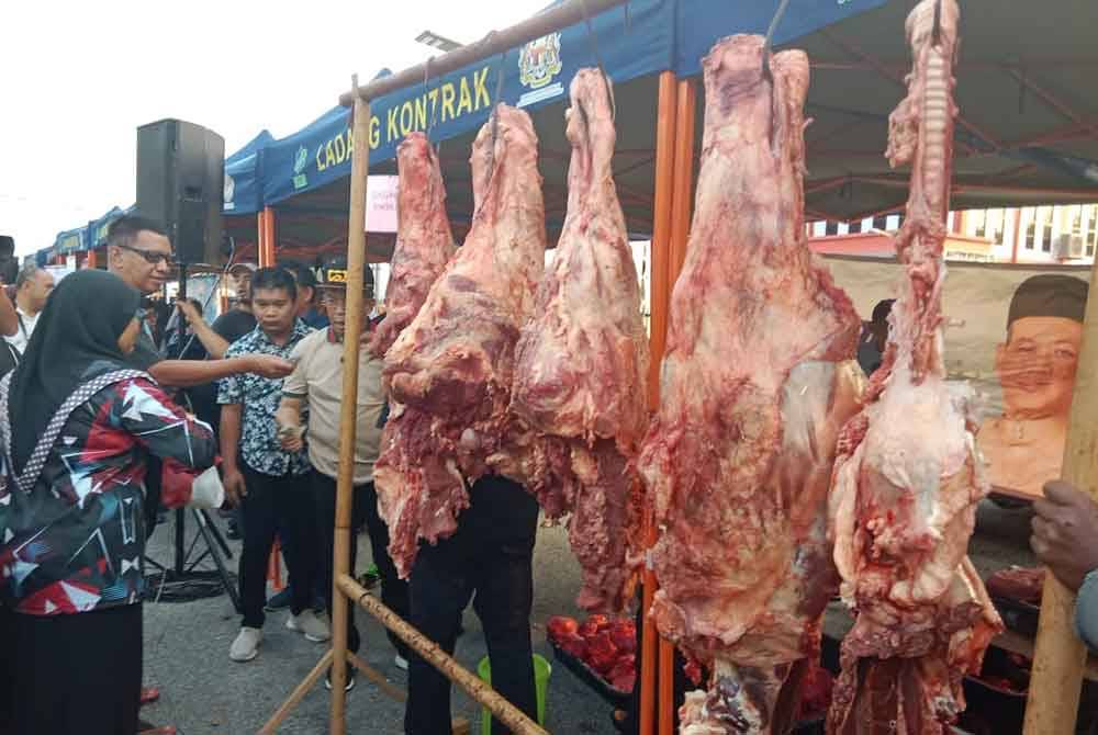 Daging pejal ditawarkan harga murah RM27 kg.