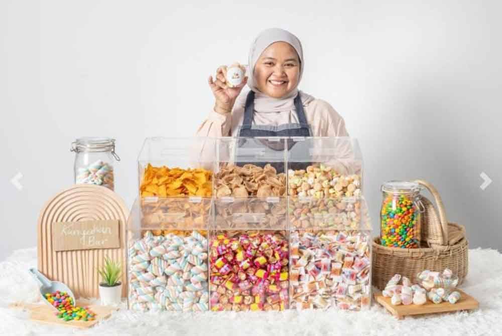 Fatein yang sudah lima tahun menawarkan perkhidmatan itu berkata, penyediaan makanan ringan tersebut memberikan suasana seperti berada di rumah sendiri selain mengurangkan rasa janggal tetamu ketika majlis berlangsung. Foto Fatein Azrin