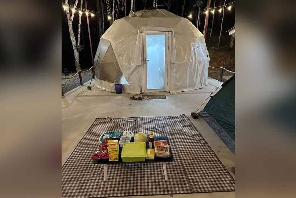 Salah satu keunikan khemah di Teratak Rimba Resort Abam Peah.