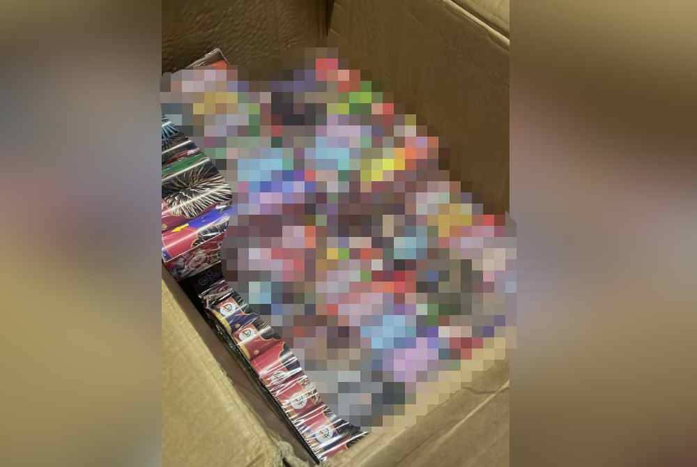 Suspek juga mengaku memiliki mercun untuk kegunaan sendiri.