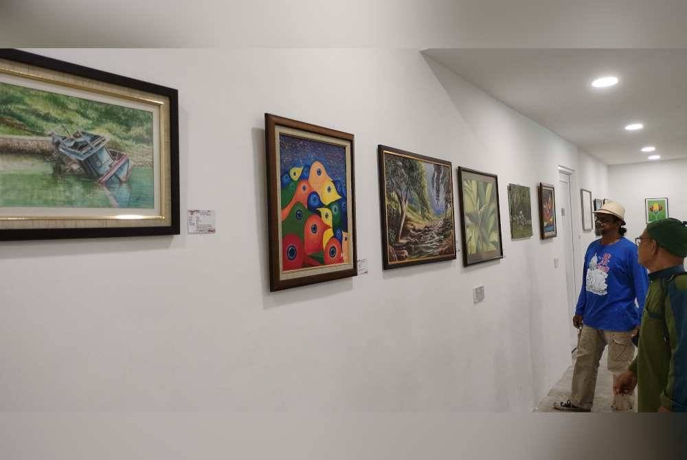 Pameran lukisan anjuran SP Art Group ini berlangsung di Startups Coffee, Jalan Sekerat, Sungai Petani sehingga hujung bulan ini.