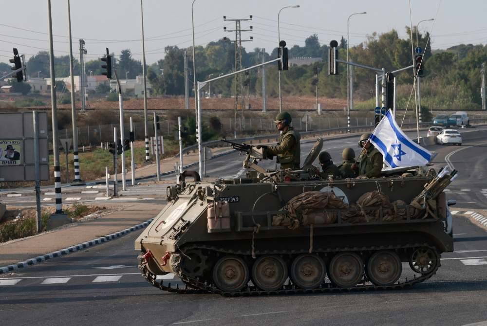 Unit kereta kebal IDF didakwa menembak ke arah kumpulan tersebut sejurus mereka tiba di pos pemeriksaan.