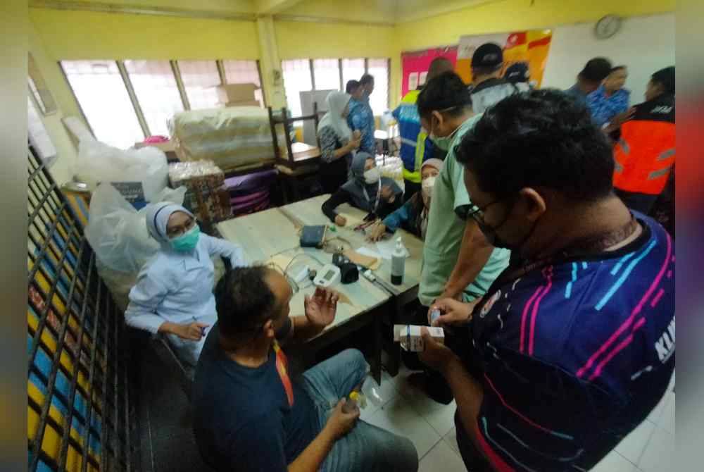 Semua keperluan mangsa banjir disediakan bermula sejak malam tadi.