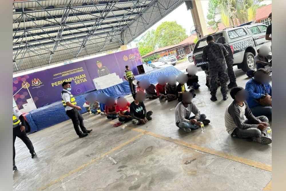 Seramai lima warga asing ditahan JIM Pulau Pinang kerana tiada dokumen pengenalan diri yang sah.